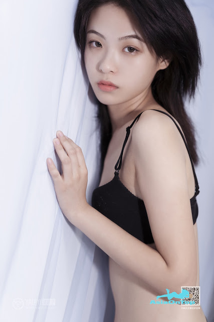 YaLaYi 雅拉伊 Vol 413 Han Yan (含嫣)