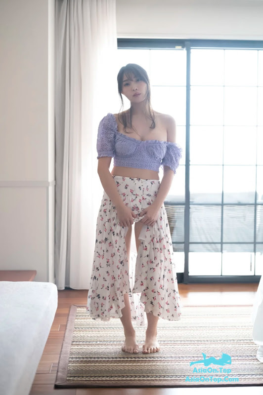 FRIDAYデジタル写真集 2022-06-22 Tomomi Morisaki 森咲智美 – Shocking G Milk Bust Top