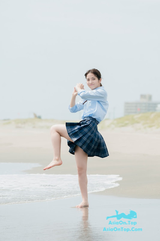 FLASH Photobook 2021-12-21 Nanako Kurosaki 黒嵜菜々子 – Youth Shiyokka Summer memories