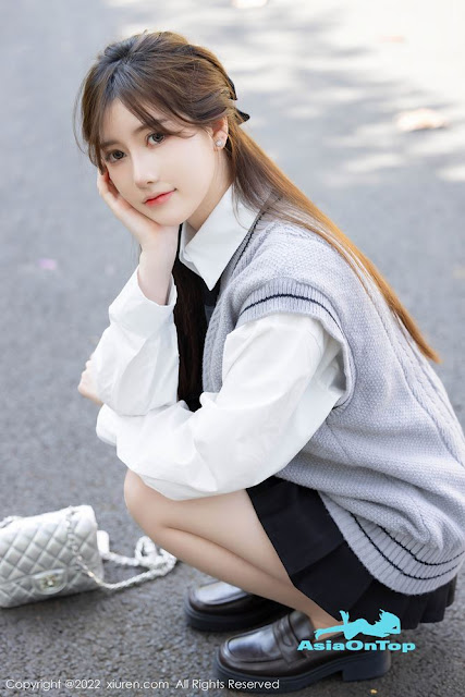 XIUREN No 4896 – 美桃酱