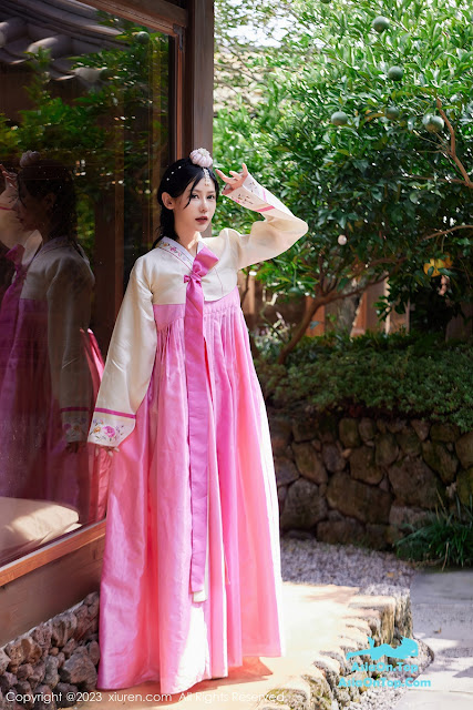 XIUREN No 7564 – Yi Tian Tian (尹甜甜)