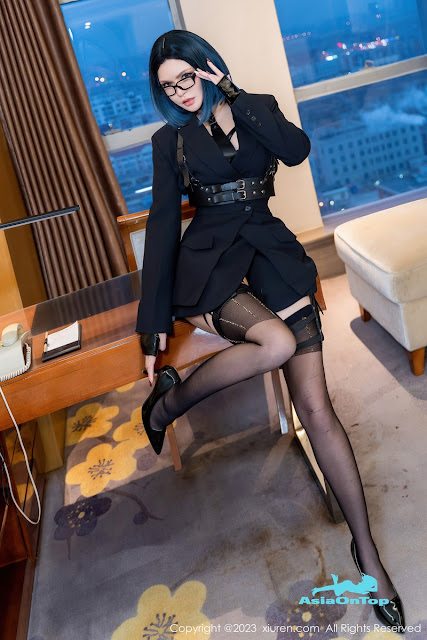 XIUREN No 6340 – Yi Li Sha You Dian Bai (伊丽莎有点白)