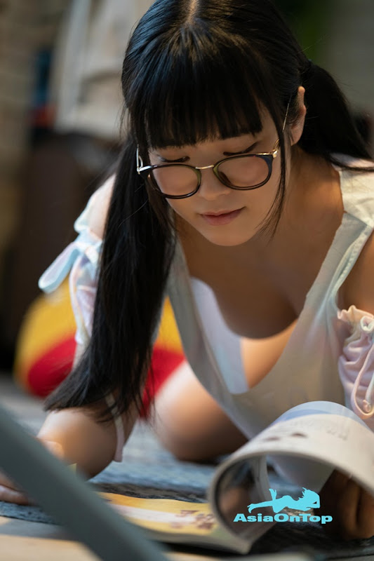 FLASH Photobook 2022-11-01 Umi Shinonome 東雲うみ Private Observation