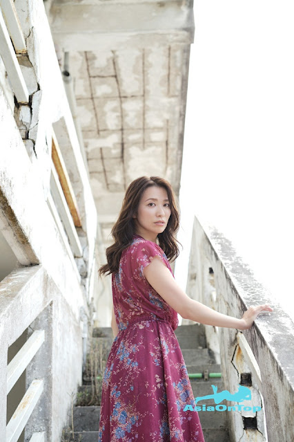 Post Digital Photo 2021-12-24 Rei Toda 戸田れい &#8211; ILiOS -Turn around again and again &#8211; 何度でも振り向いて