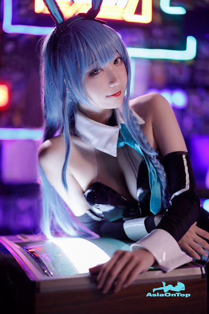 Coser@周叽是可爱兔兔 Vol.039: 树城兔女郎 Tree City Bunny