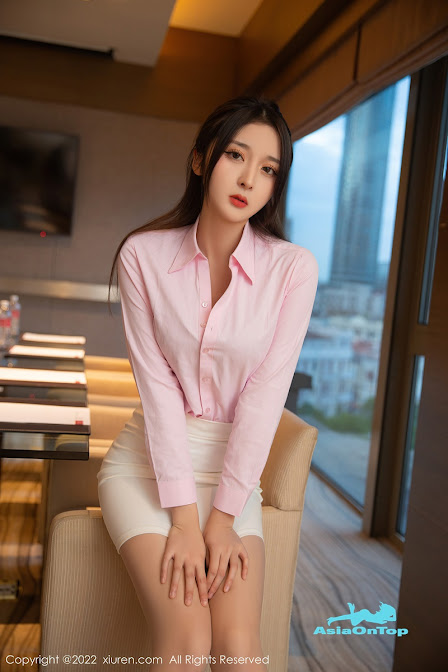 XIUREN No 5667 – 夏甜甜