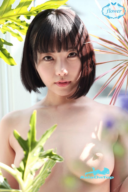 Photobook FLOWER Yui Shirasaka 白坂有以 Vol.07