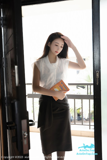 XIUREN No 7270 – Summer Bao Bao (summer宝宝)