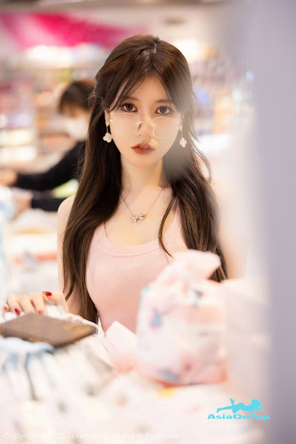 XIUREN No 5306 – 美桃酱