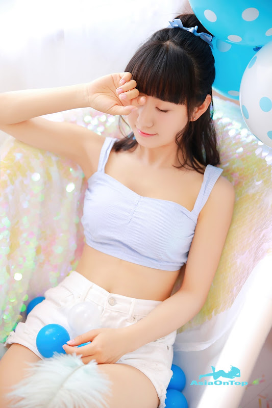 YaLaYi 雅拉伊 Vol 947 佚名