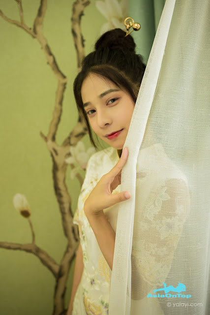 YaLaYi 雅拉伊 Vol 833 – 诗咏