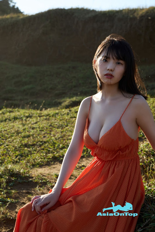 FRIDAY Digital Photobook 2022-10-06 Hina Kikuchi 菊地姫奈 Overwhelming heroine Vol.002