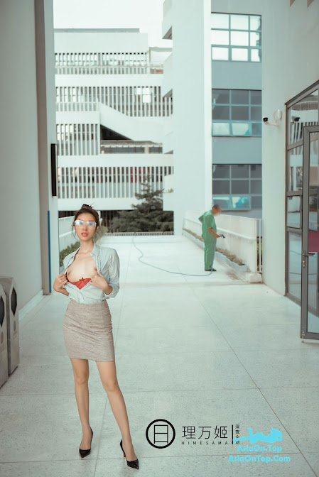 BODY PHOTOGRAPHY – School exposure