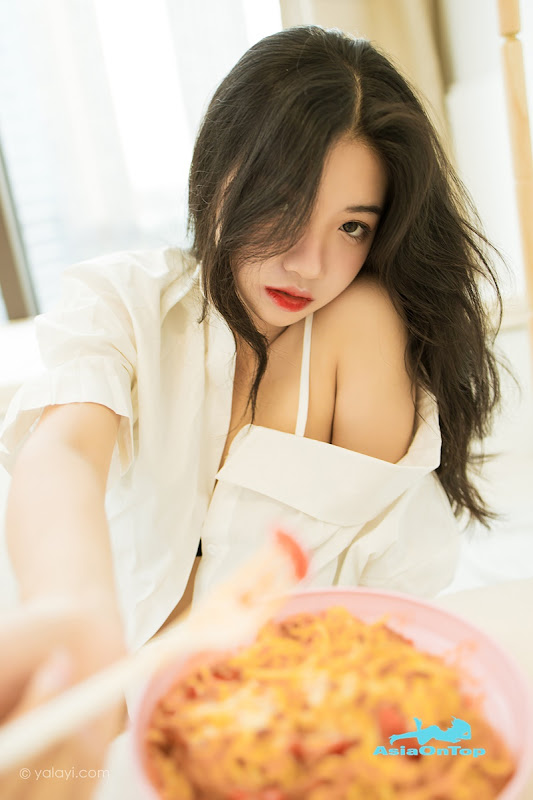 YaLaYi 雅拉伊 Vol 845 – 孙小怡