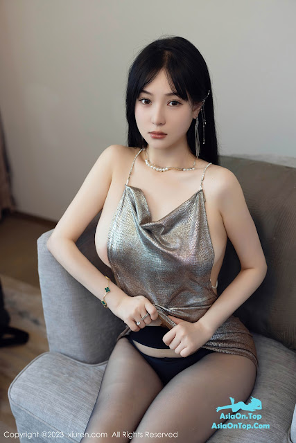 XIUREN No 7211 – You Qi Rich (柚琪Rich)