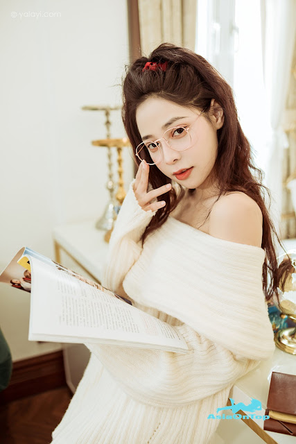 YaLaYi 雅拉伊 Vol 899 – 诗咏