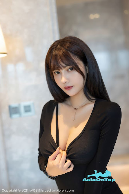 IMiss – AOT – Vol 585