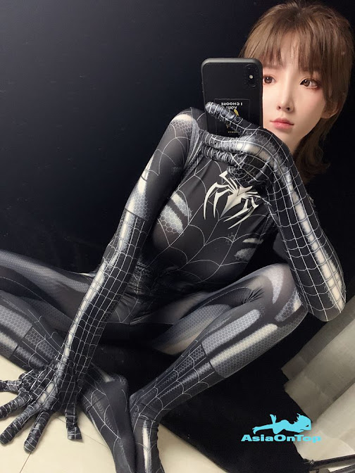 Coser@一小央泽 (yixiaoyangze): 黑蜘蛛 black spider
