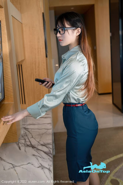 XIUREN No 4996 – 久久Aimee