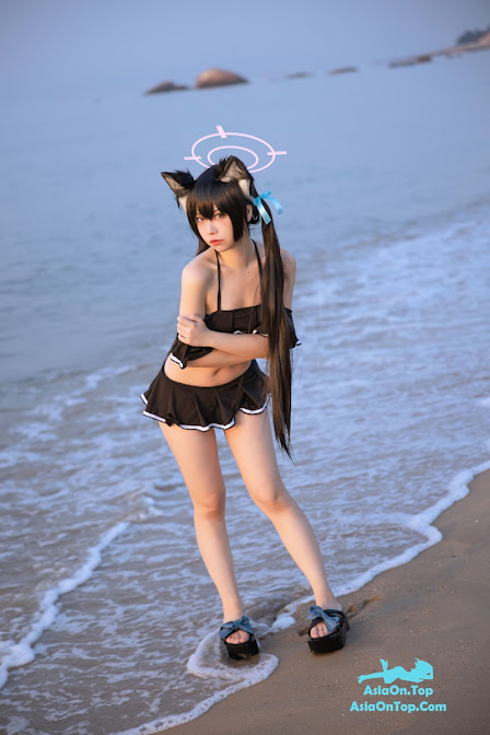 Coser@G44不会受伤 Vol.085: 碧蓝档案 黑見芹香 海边泳装 Blue Files Kuromi Serika Beach Swimwear