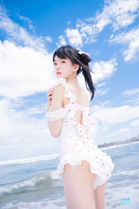 Coser@桜桃喵 – 雪顶冰淇淋