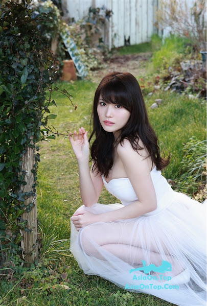 FRIDAY Yuka Kohinata 小日向ゆか 甘いカラダ Vol.3