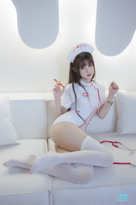 Coser@羽生三未 – 护士