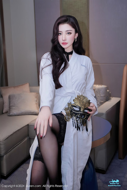 XiuRen秀人网 No.9198 蕾蕾醒了没