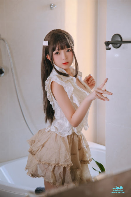 Coser@日奈娇 – 人妻