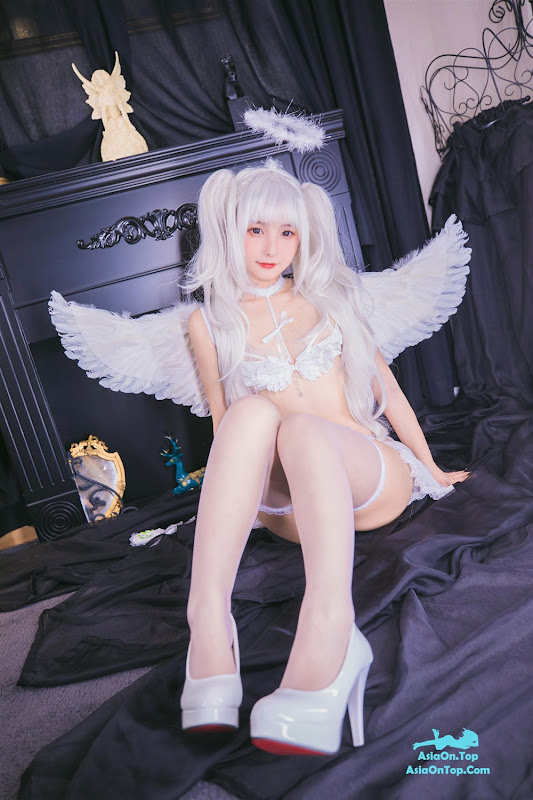 Coser@神楽坂真冬 Vol.069 绝对企画-坠入天堂《天国に落ちる》