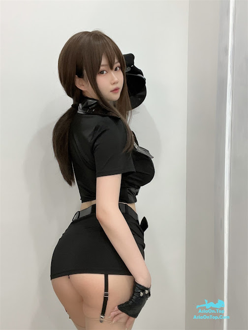 Coser@蜜桃少女是依酱呀 – 女警