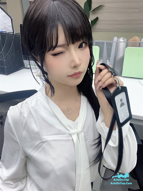 Coser@yuuhui玉汇 – 体贴秘书 | Coser@yuuhui – Considerate Secretary