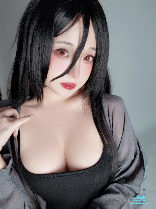 Coser@日奈娇 – 莲见家居服