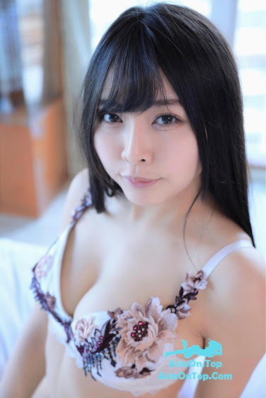 Hikari Hashimoto 橋本ひかり 写真集 – Secret