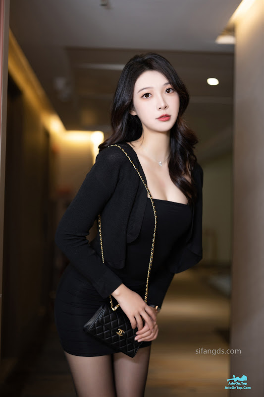 XR Uncensored Zheng Ying Shan 郑颖姗 – R18 秀人网模特 情迷黑丝