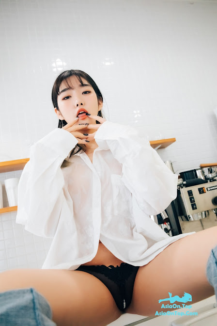 Loozy Sonson 손손 Nude Apron