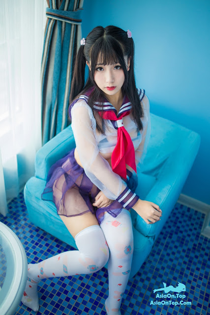 Coser@Mao Jiu Jiang Sakura (猫九酱Sakura): 刀舞 Knife dance