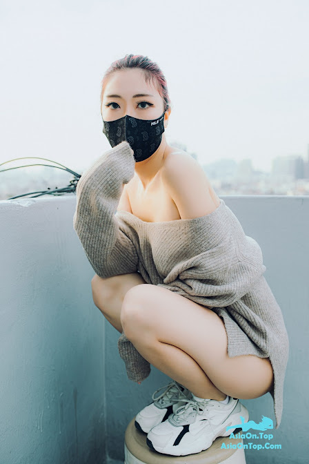 Mona모나 My sister next door Vol.1 Moon Night Snap