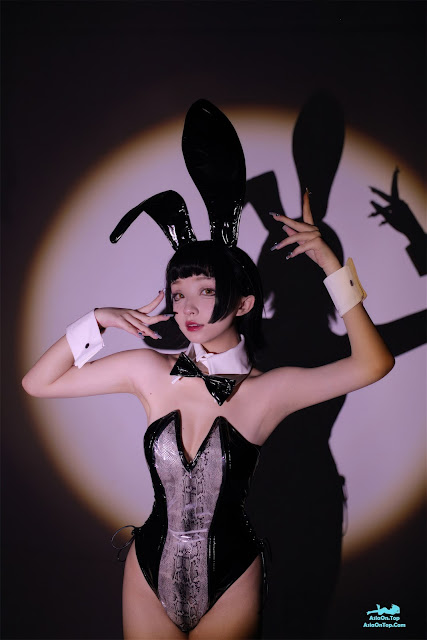 Coser@花铃 – 蛇女郎