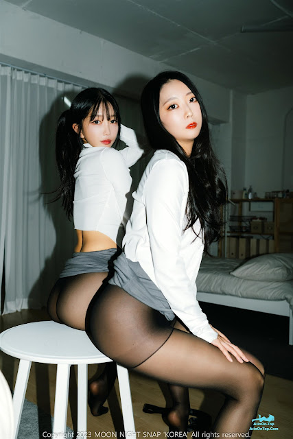 Moon Night Snap Mona 모나 And Jucy 쥬시 – Stick