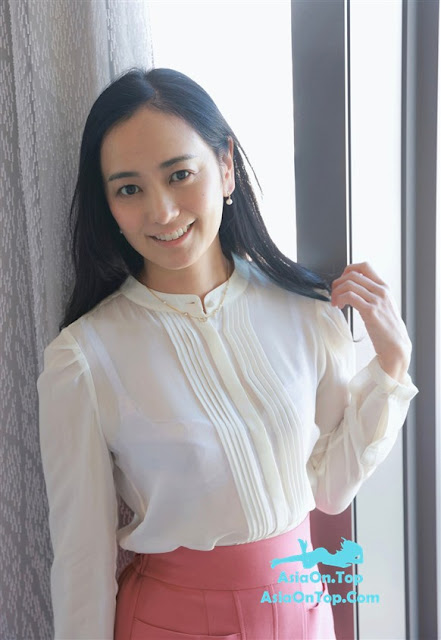 FRIDAY Mariko Seyama 脊山麻理子 – 過去最高にいいオンナ