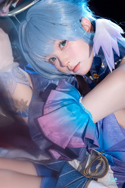 Coser@花铃 – 知更鸟